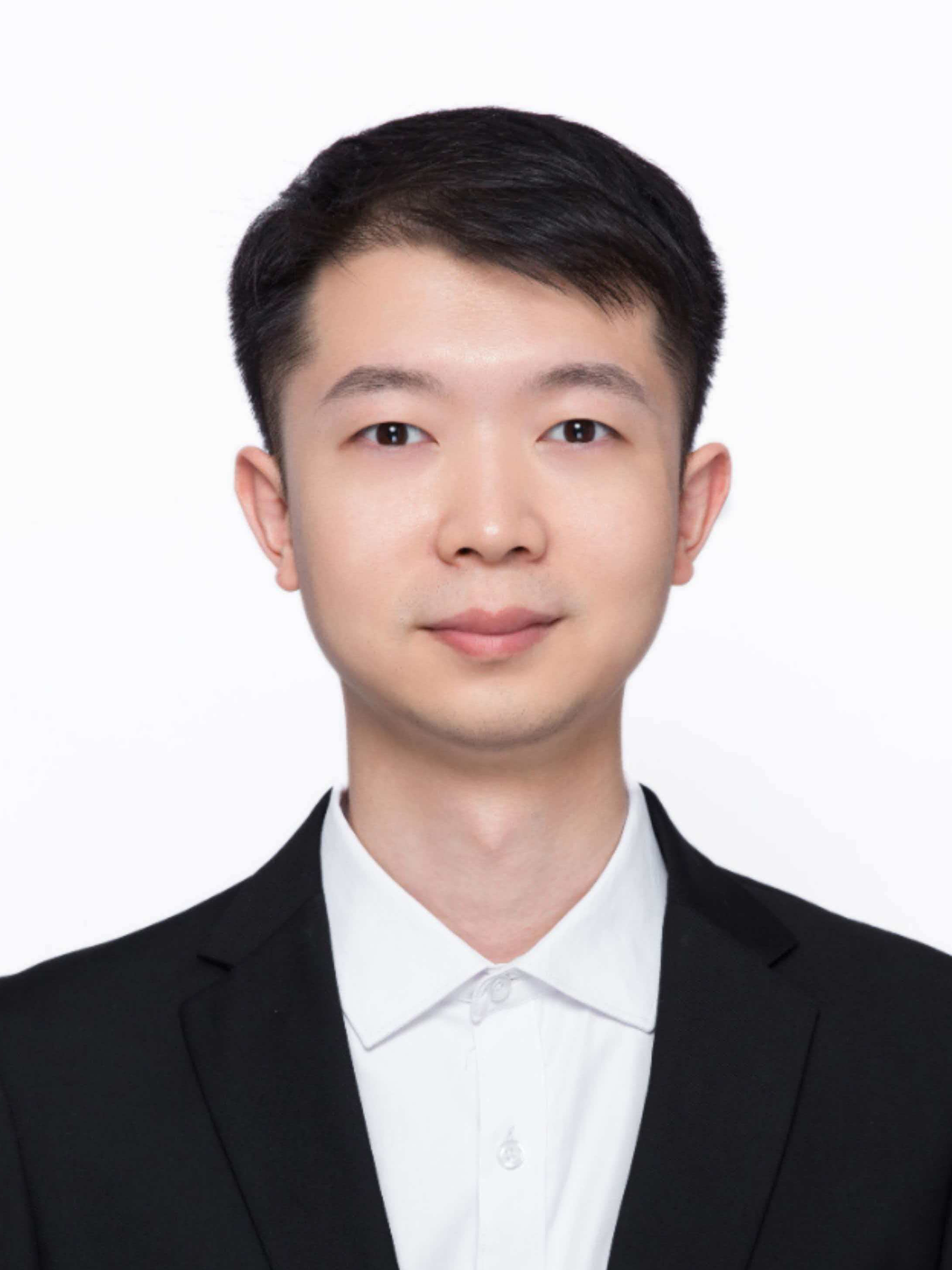 Yixin Ouyang