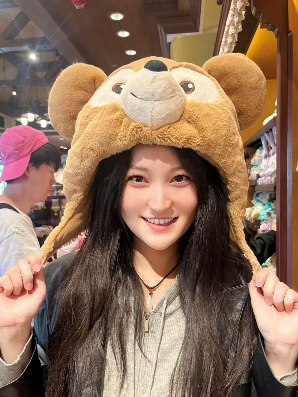 Yuansen Zhu